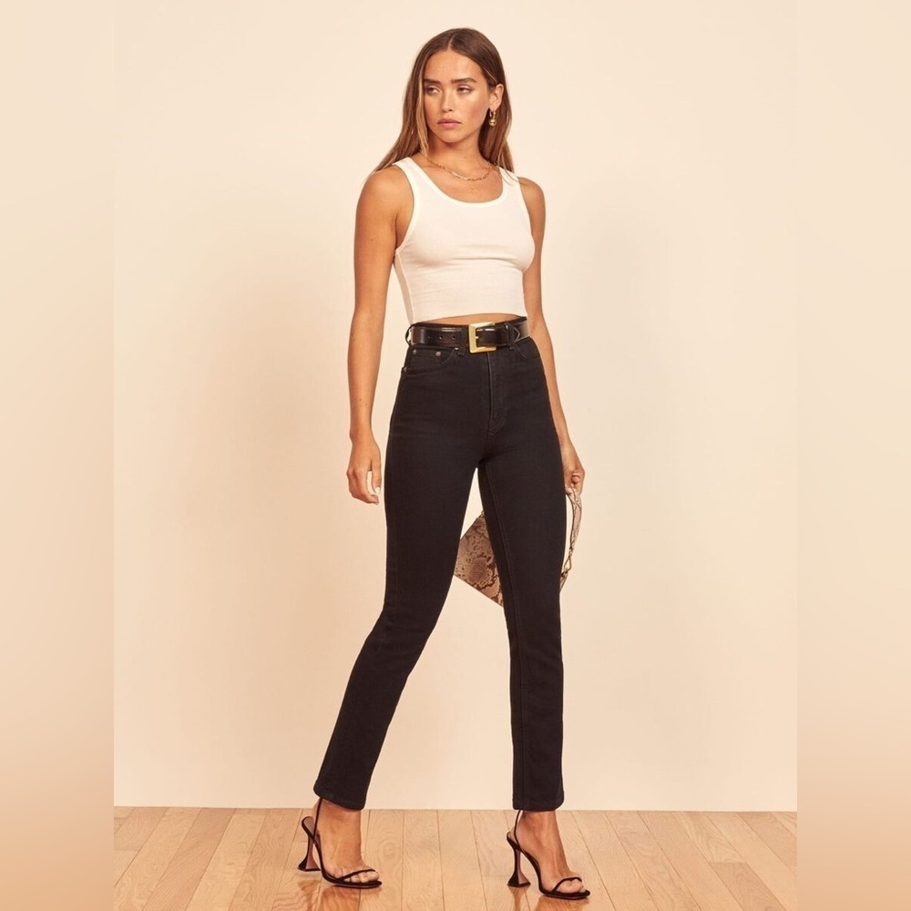 Reformation Liza Ultra High Rise
Straight Jeans